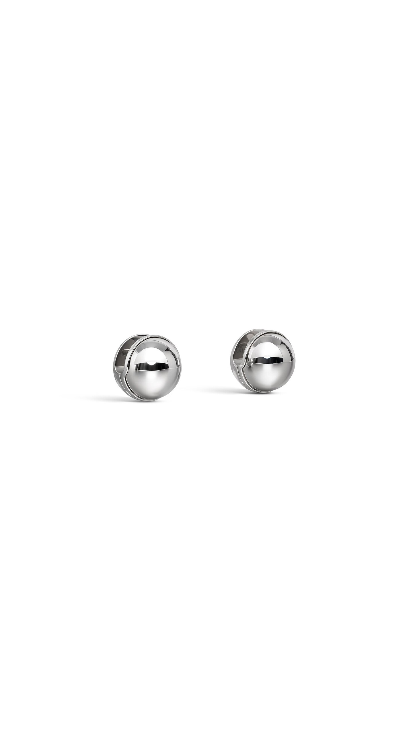 ALA&Iuml;A SPHERE EARRINGS WHITE SILVER - View 3