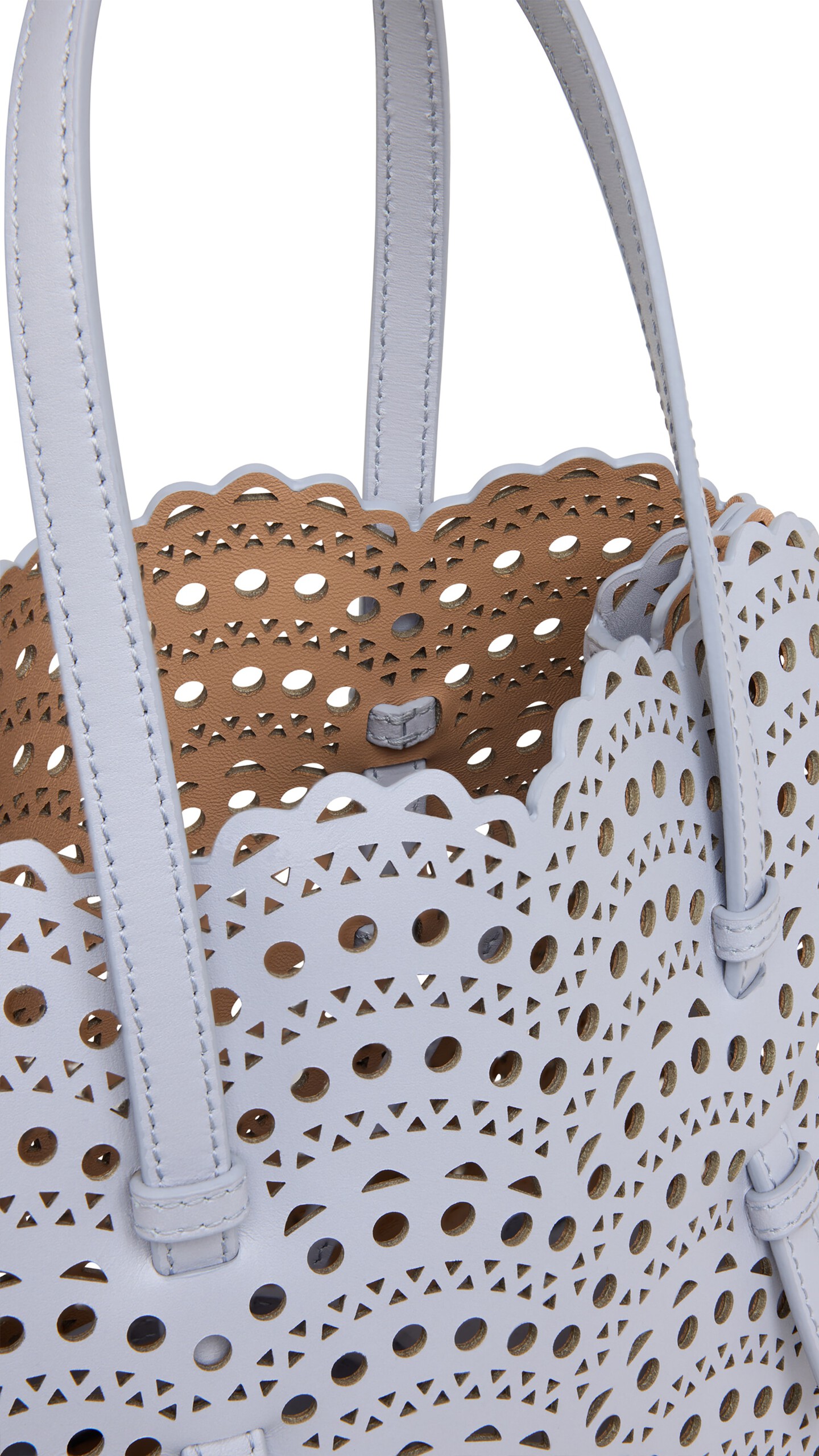 ALA&Iuml;A MINA 25 BAG IN VIENNE WAVE CALFSKIN LAVENDER - View 3