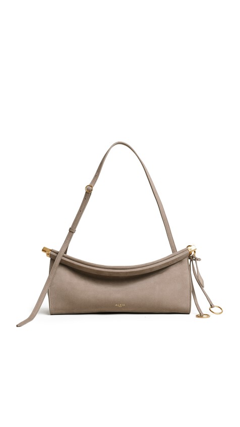 ALA&Iuml;A LE CLICK EAST WEST MEDIUM BAG IN NUBUCK MIST