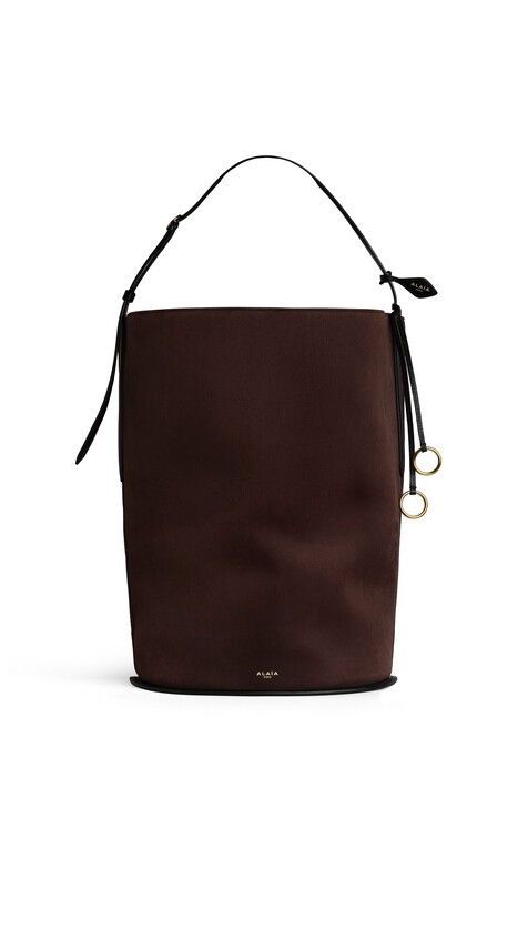 ALA&Iuml;A HIP LARGE BUCKET BI-MATERIAL BAG IN LEATHER BROWN