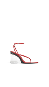 BURNT ORANGE - ALA&Iuml;A INVISIBLE THONG SANDALS IN PATENT CALFSKIN