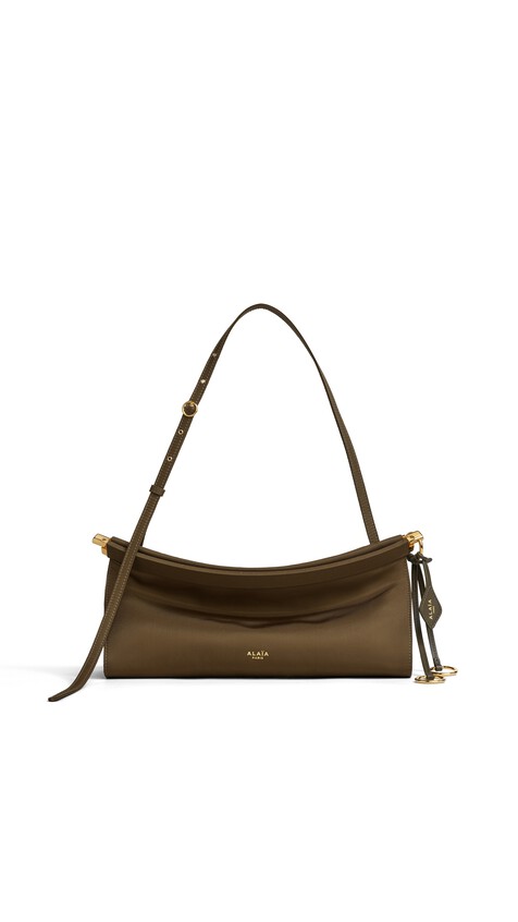 ALA&Iuml;A LE CLICK EAST WEST MEDIUM BAG IN NYLON KAKI