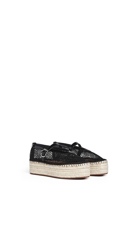 ALA&Iuml;A ESPADRILLES IN FISHNET AND PATENT LEATHER BLACK - View 2