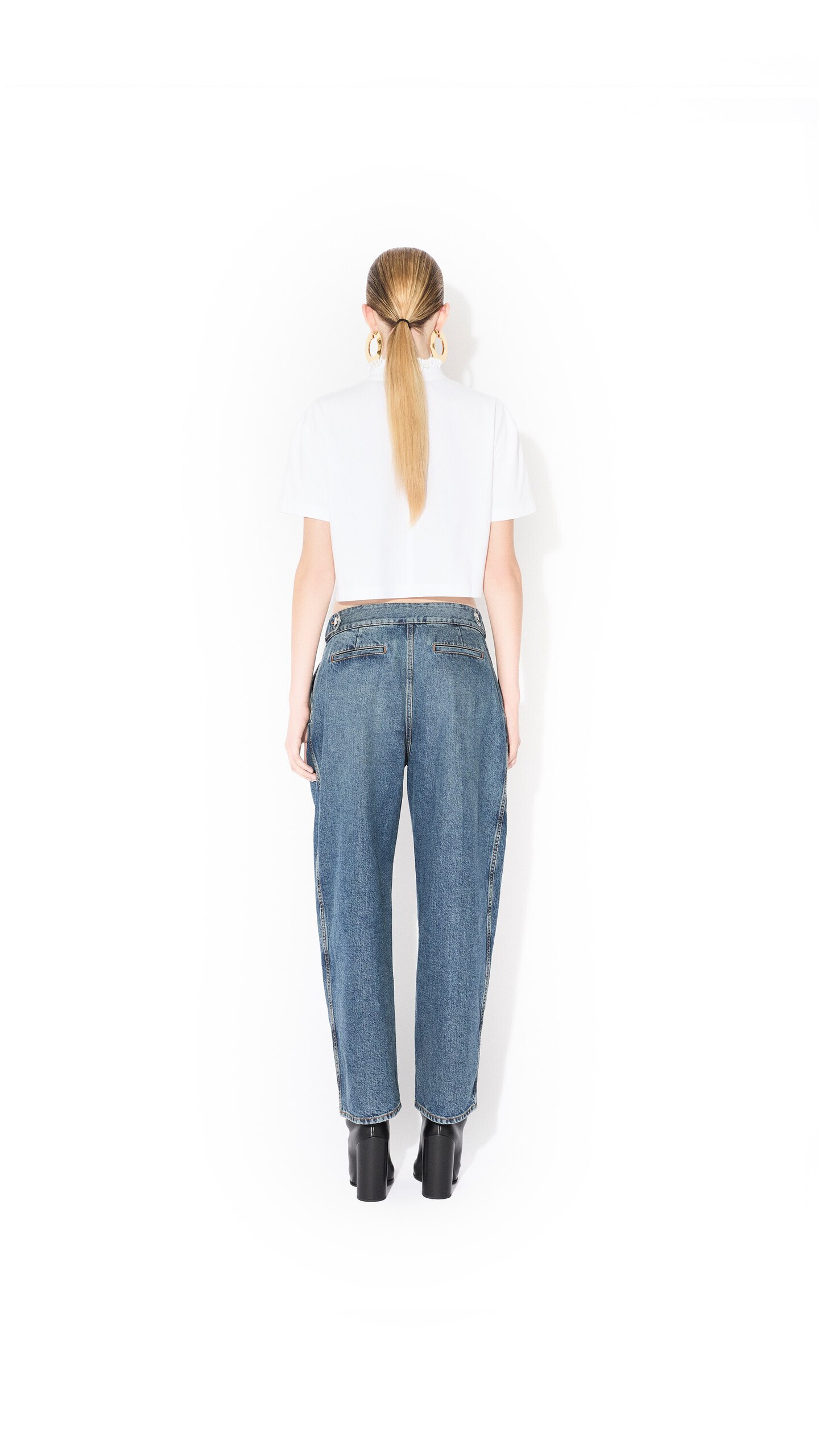 ALA&Iuml;A COTTON JERSEY CROPPED T-SHIRT WHITE - View 3