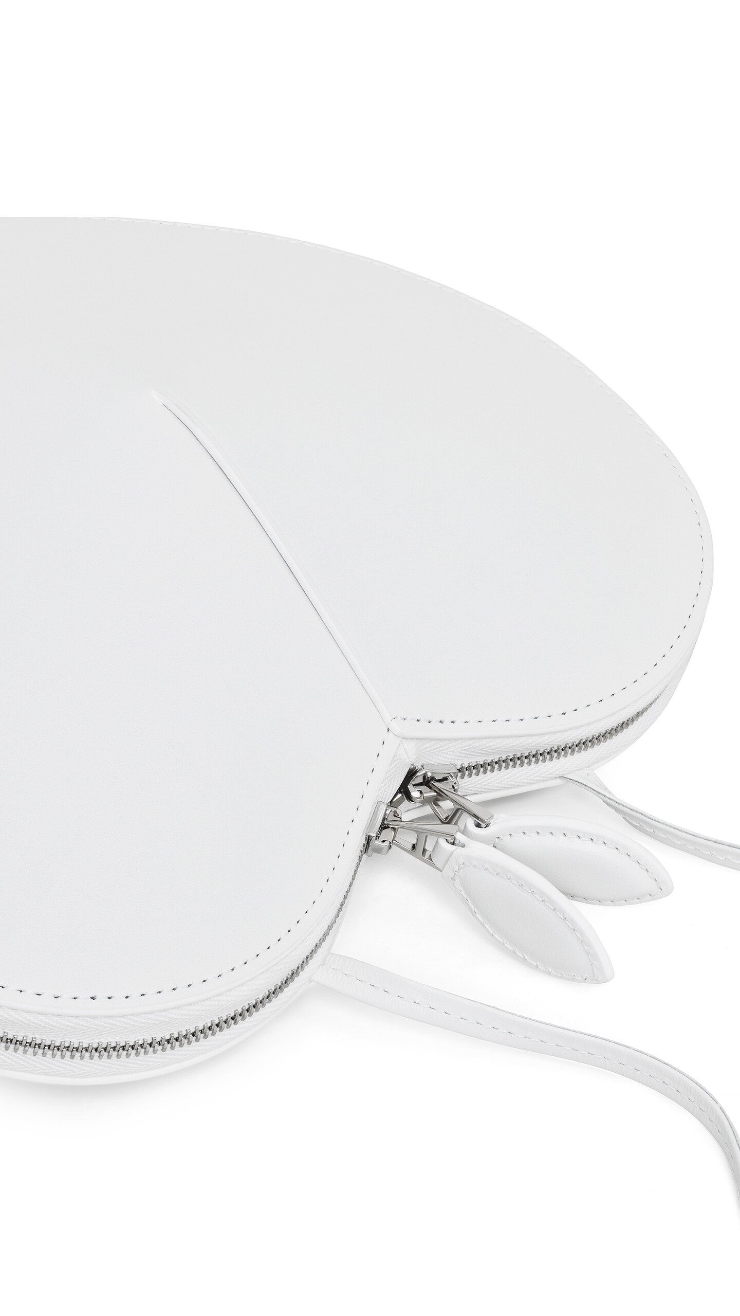 ALA&Iuml;A LE C&OElig;UR BAG IN CALFSKIN OPTICAL WHITE - View 3