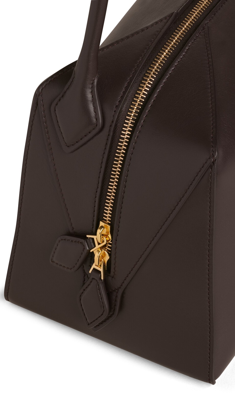 ALA&Iuml;A LE BOULEDOGUE BAG IN CALFSKIN DARK BROWN - View 5