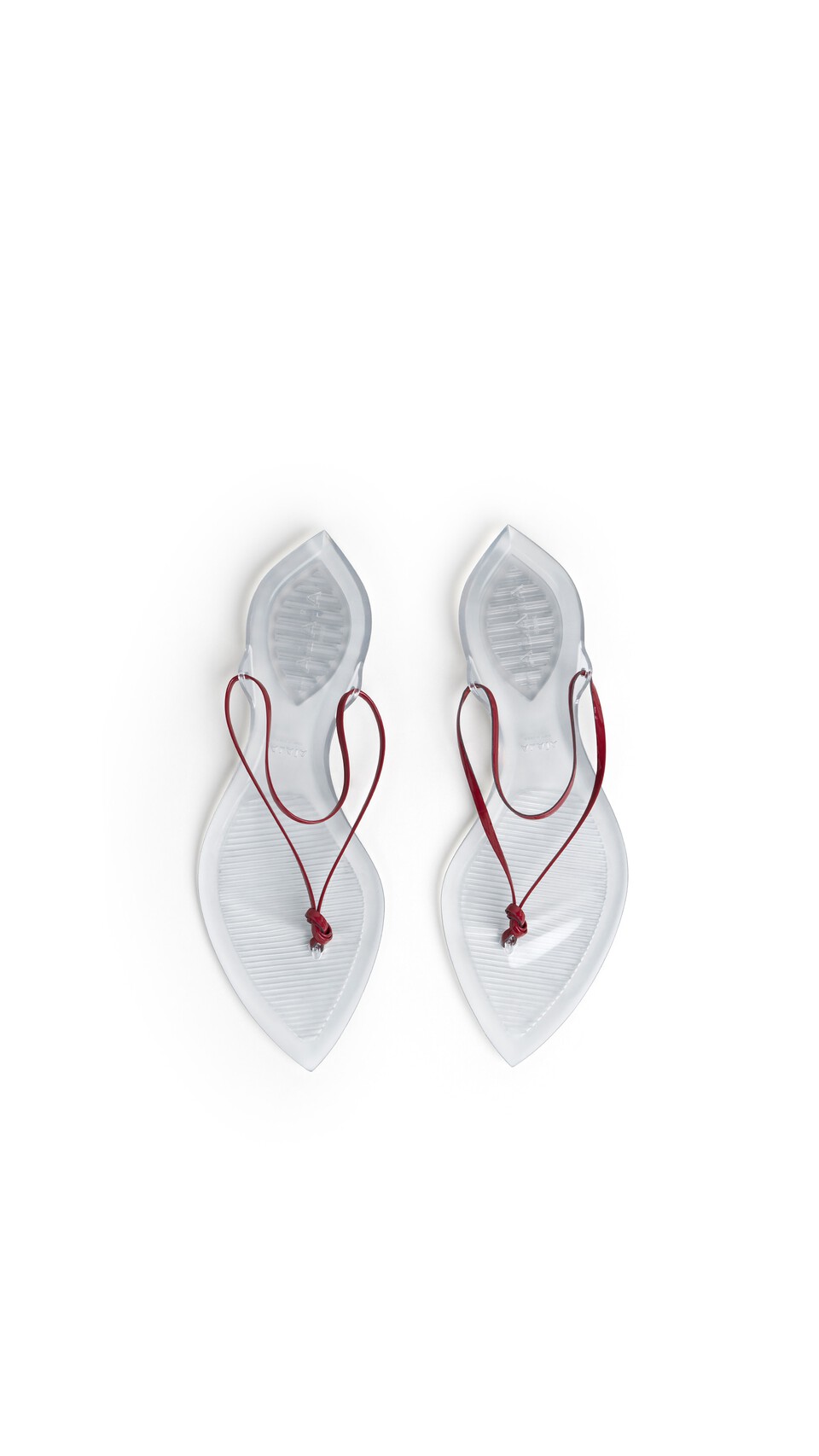 ALA&Iuml;A INVISIBLE THONG IN PATENT LEATHER CARMINE - View 4