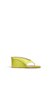 LIME - ALA&Iuml;A CUBE THONG MULES IN SATIN