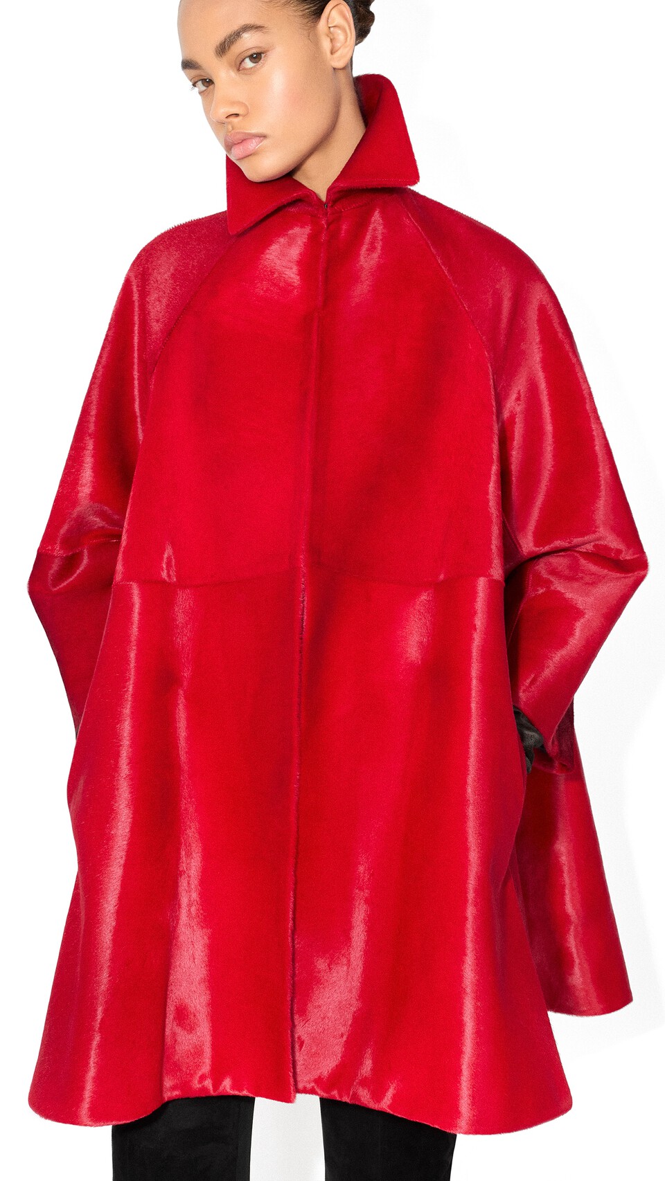 ALA&Iuml;A PONY CALFSKIN A-LINE COAT RED - View 4