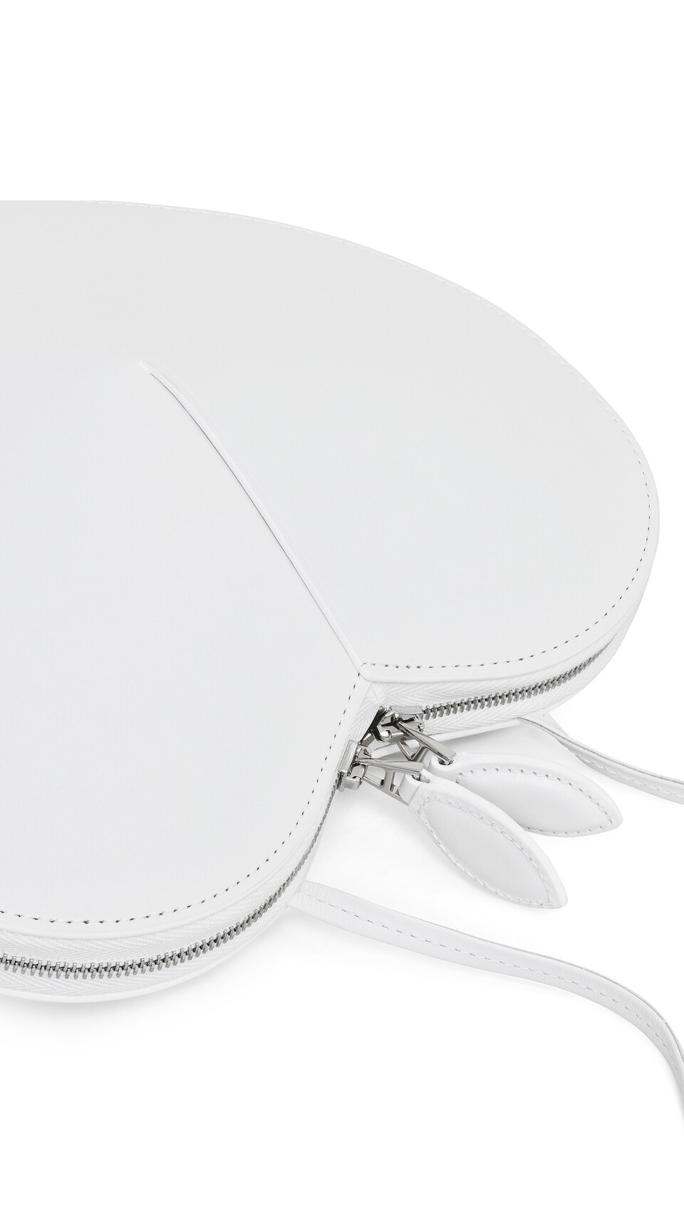 ALA&Iuml;A LE C&OElig;UR BAG IN CALFSKIN OPTICAL WHITE - View 3