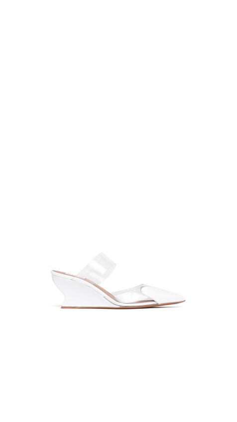 ALA&Iuml;A LE COEUR WEDGE MULES IN PATENT LEATHER OPTICAL WHITE
