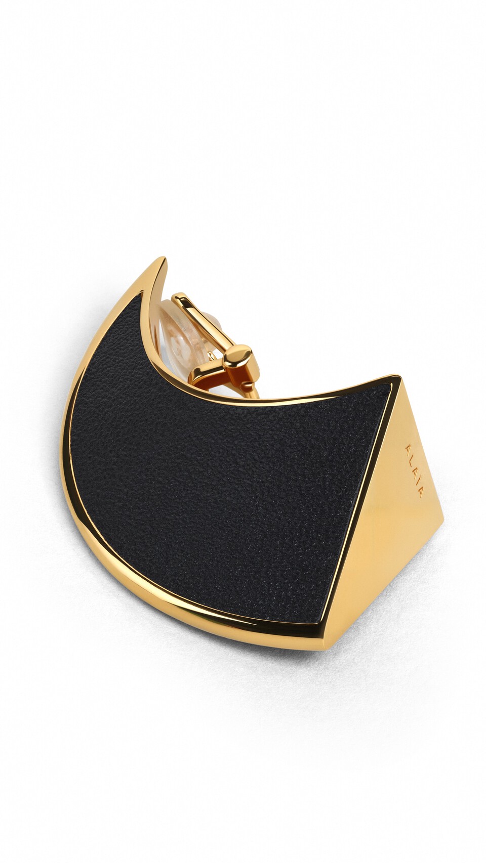 ALA&Iuml;A EDGE EARRINGS IN LEATHER BLACK/GOLD - View 2