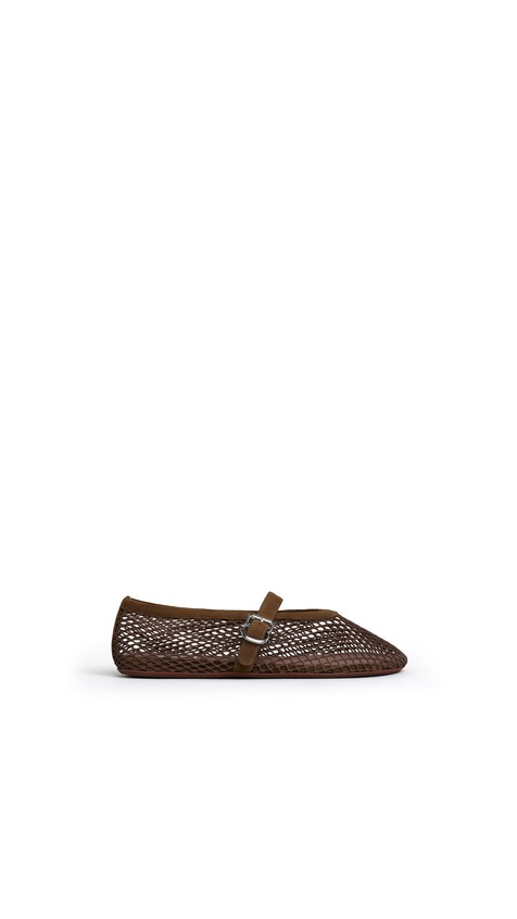 ALA&Iuml;A BALLET FLATS IN FISHNET AND SUEDE KAKI