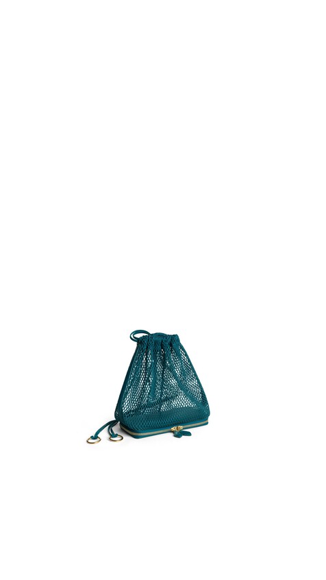 ALA&Iuml;A LE POCHON BAG IN FISHNET CHINA BLUE - View 2