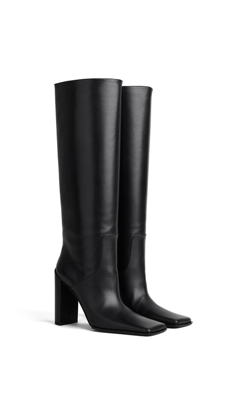 SQUARE KNEE BOOTS IN CALFSKIN