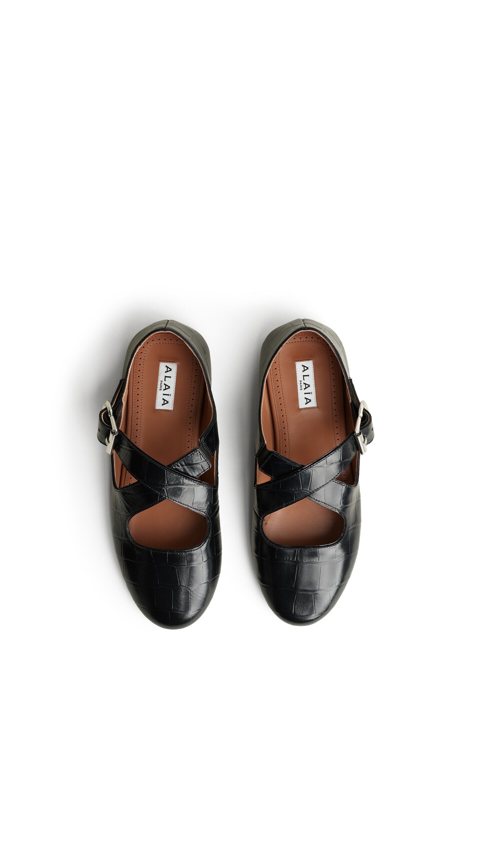 ALA&Iuml;A CRISS CROSS BALLET FLATS IN CROCODILE EMBOSSED CALFSKIN BLACK - View 3