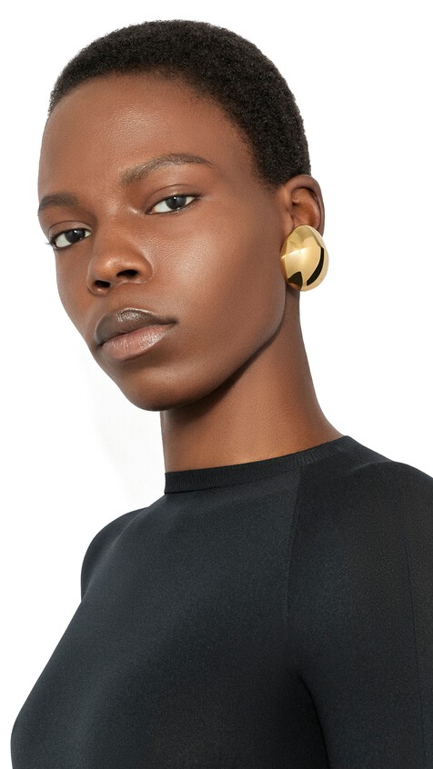ALA&Iuml;A DOME EARRINGS YELLOW GOLD METALS - View 2