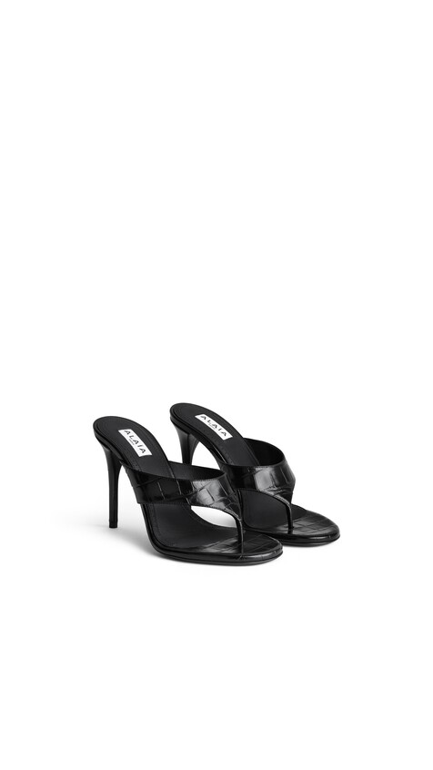ALA&Iuml;A MULES TONG IN CROCODILE EMBOSSED CALFSKIN BLACK - View 2